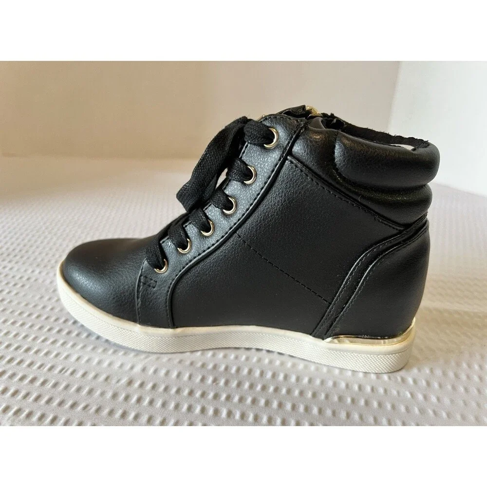Aldo Black Wedge Shoes Sneakers With Gold Zippers Kids Size 13c EUC!